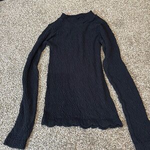 Black long sleeve top size M/L